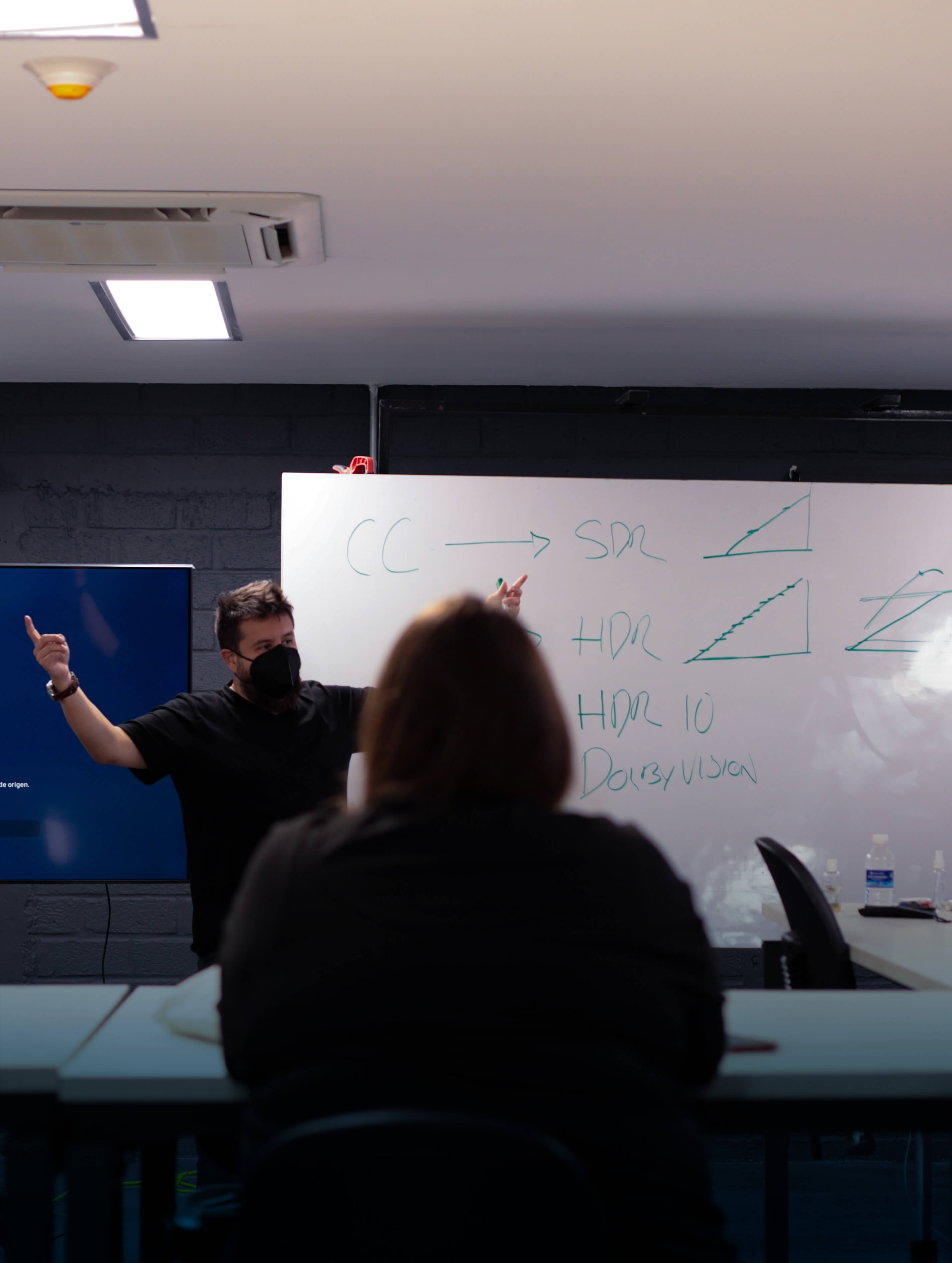 The Postproduction Supervisor Role in the creation of streaming platforms content